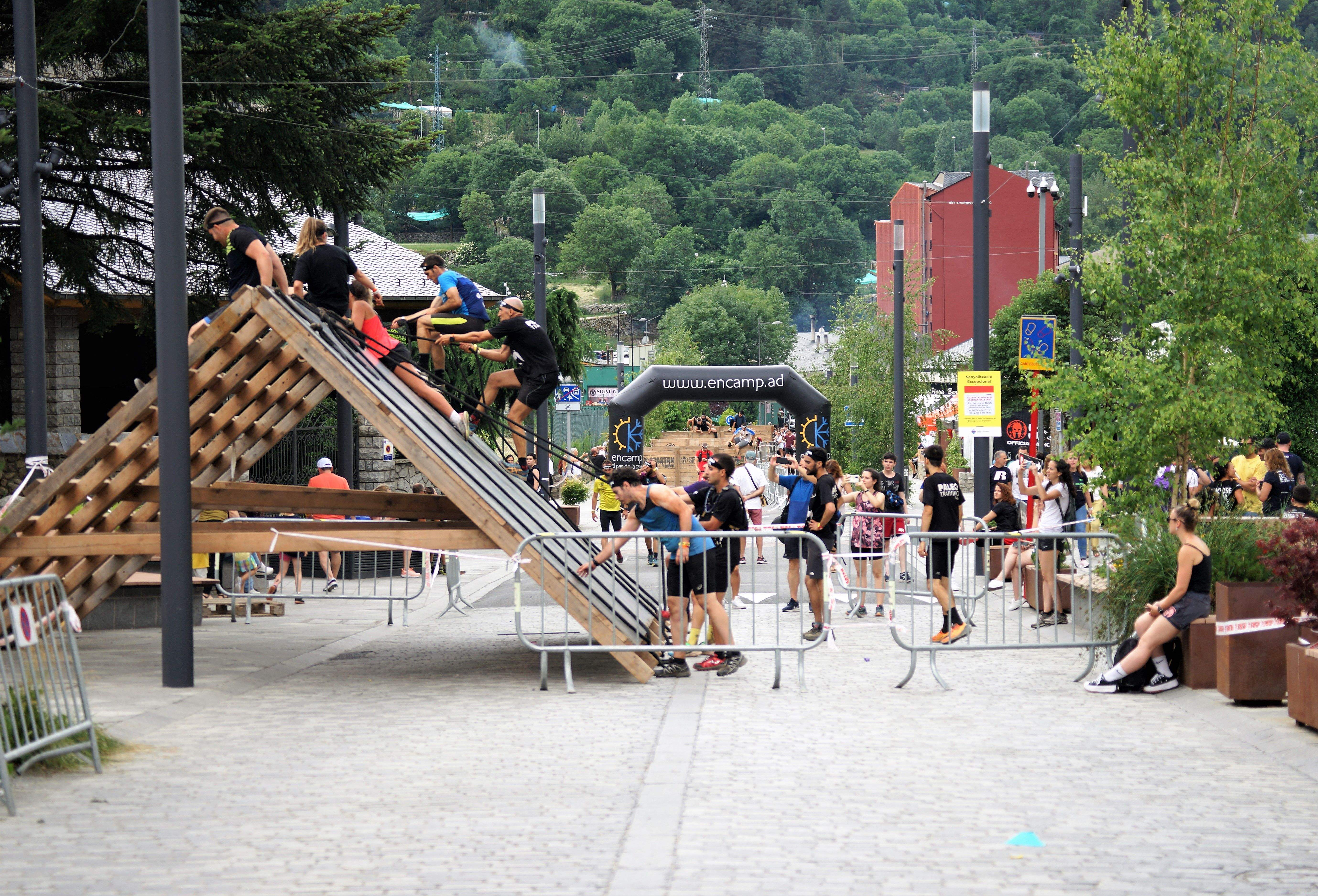 Un moment d'una de les proves al centre de la parròquia.