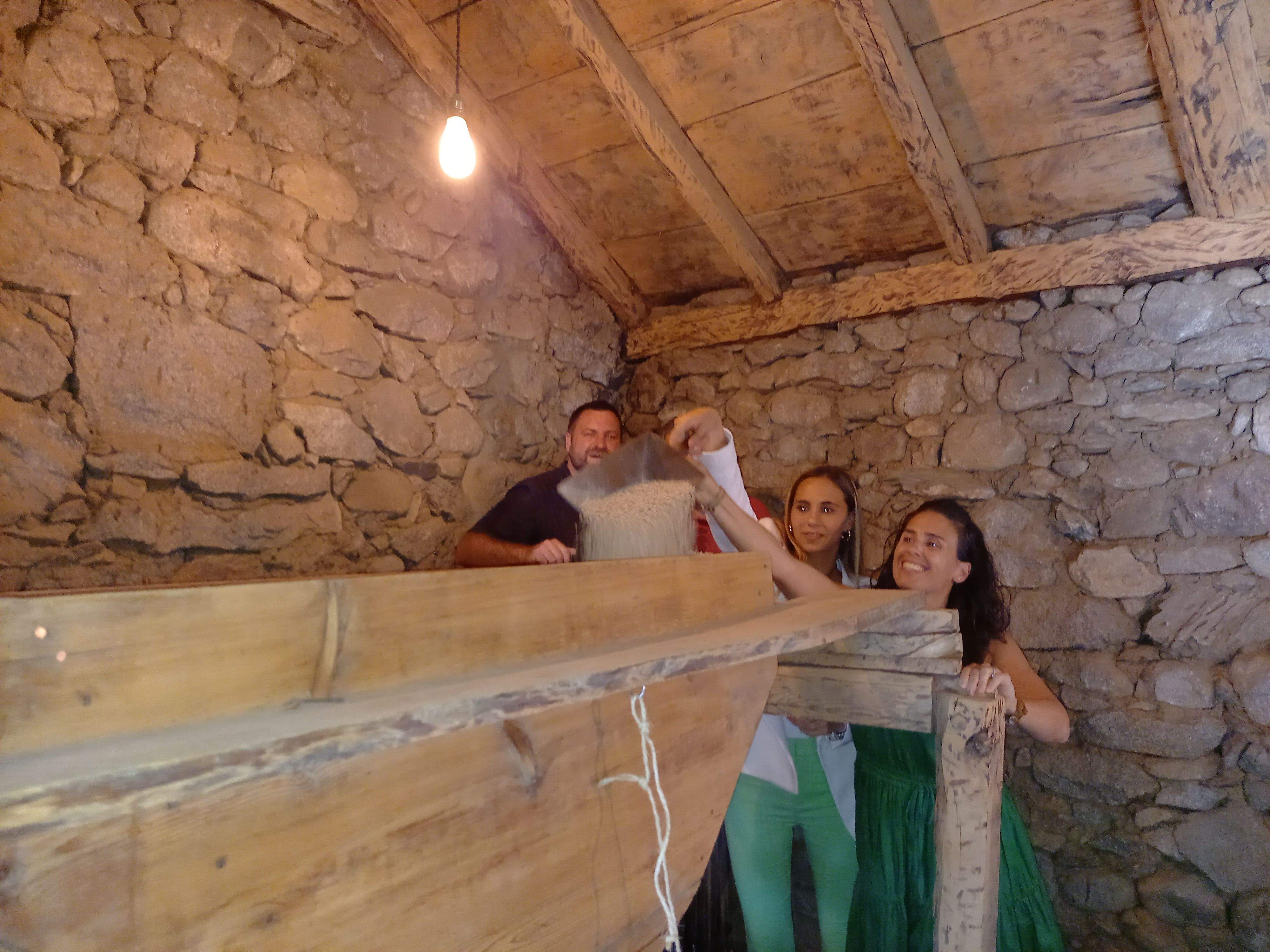 Mas i Ingrid Torres fiquen blat al molí, en funcionament