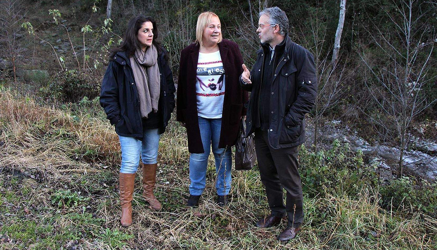 Meritxell Teruel, Paqui Barbero i Josep Roig, tres dels integrants de la majoria comunal laurediana.