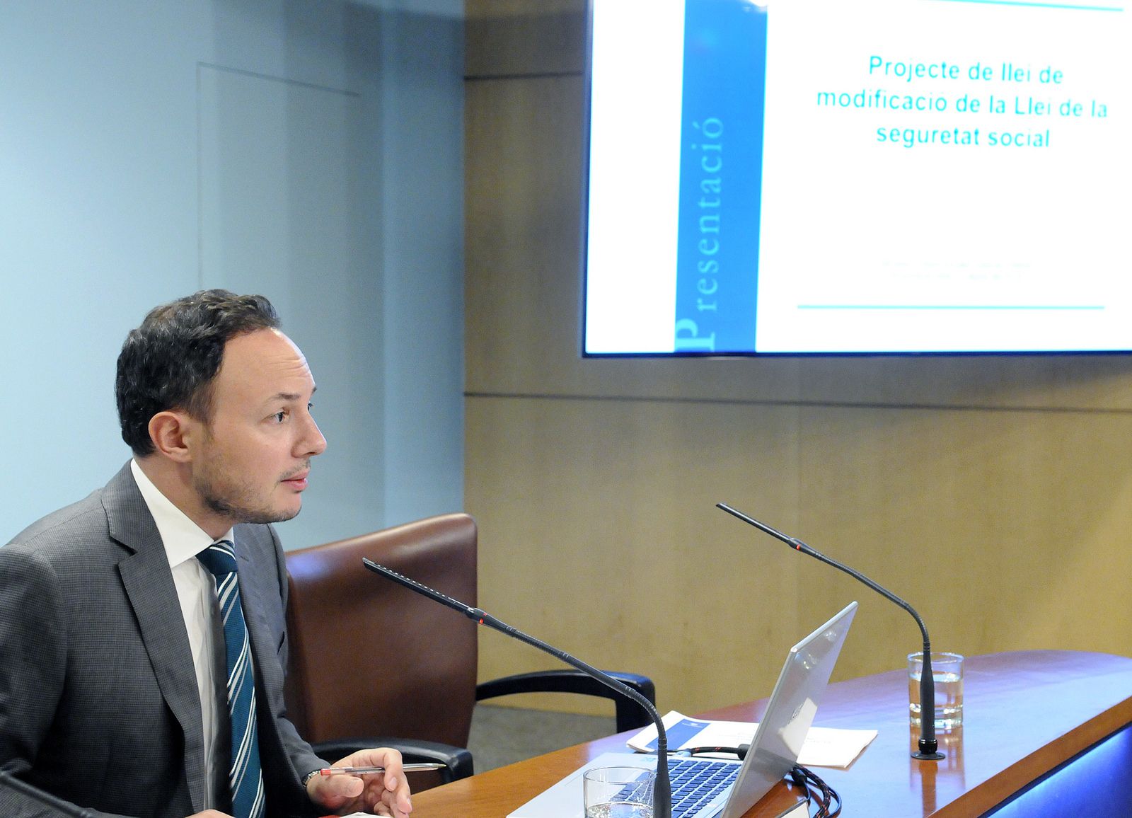 El ministre d'Afers Socials, Justícia i Interior, Xavier Espot, durant la compareixença.