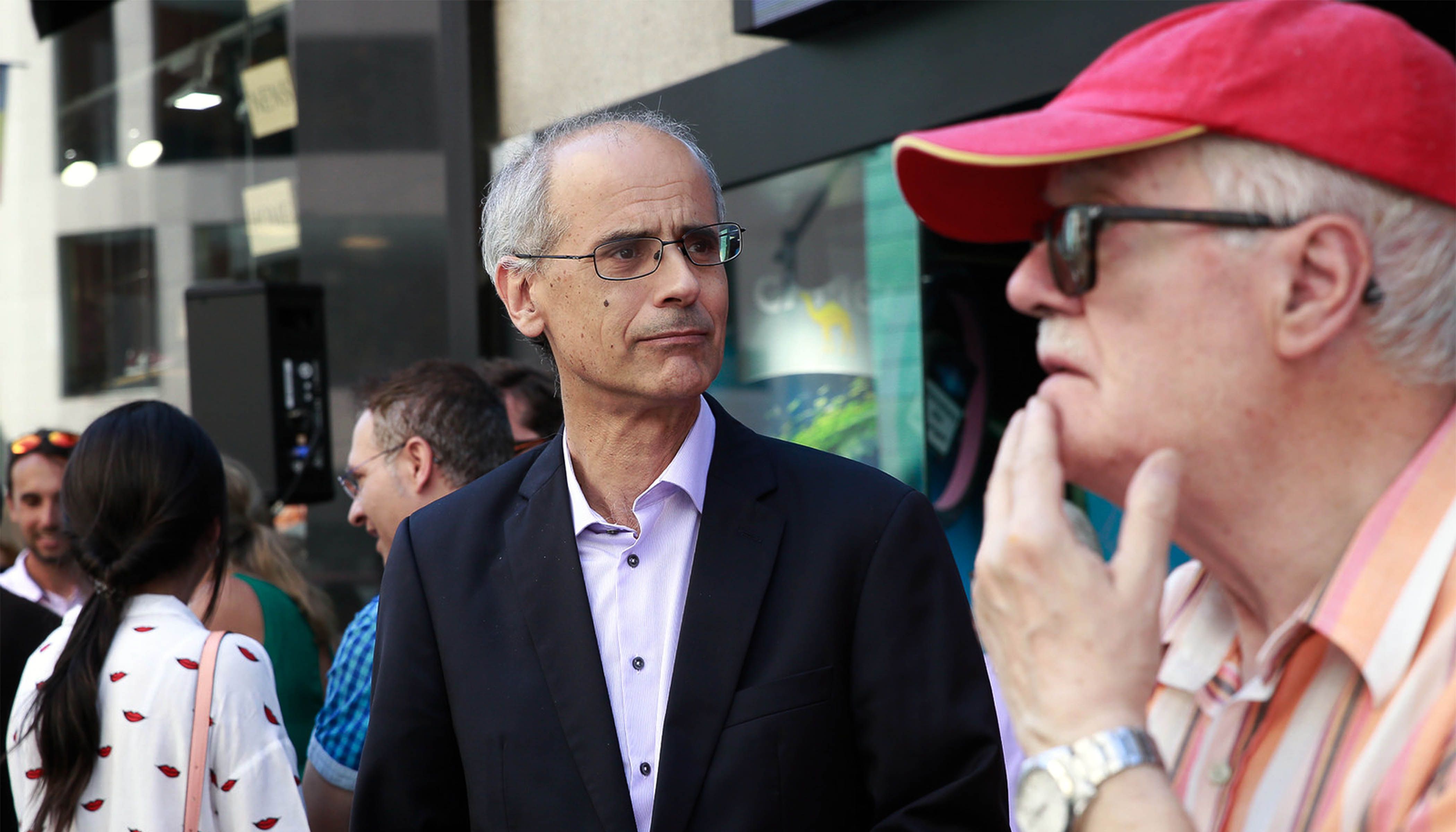 El cap de Govern, Toni Martí, pensatiu durant la inauguració de la remodelació de l'avinguda Meritxell.