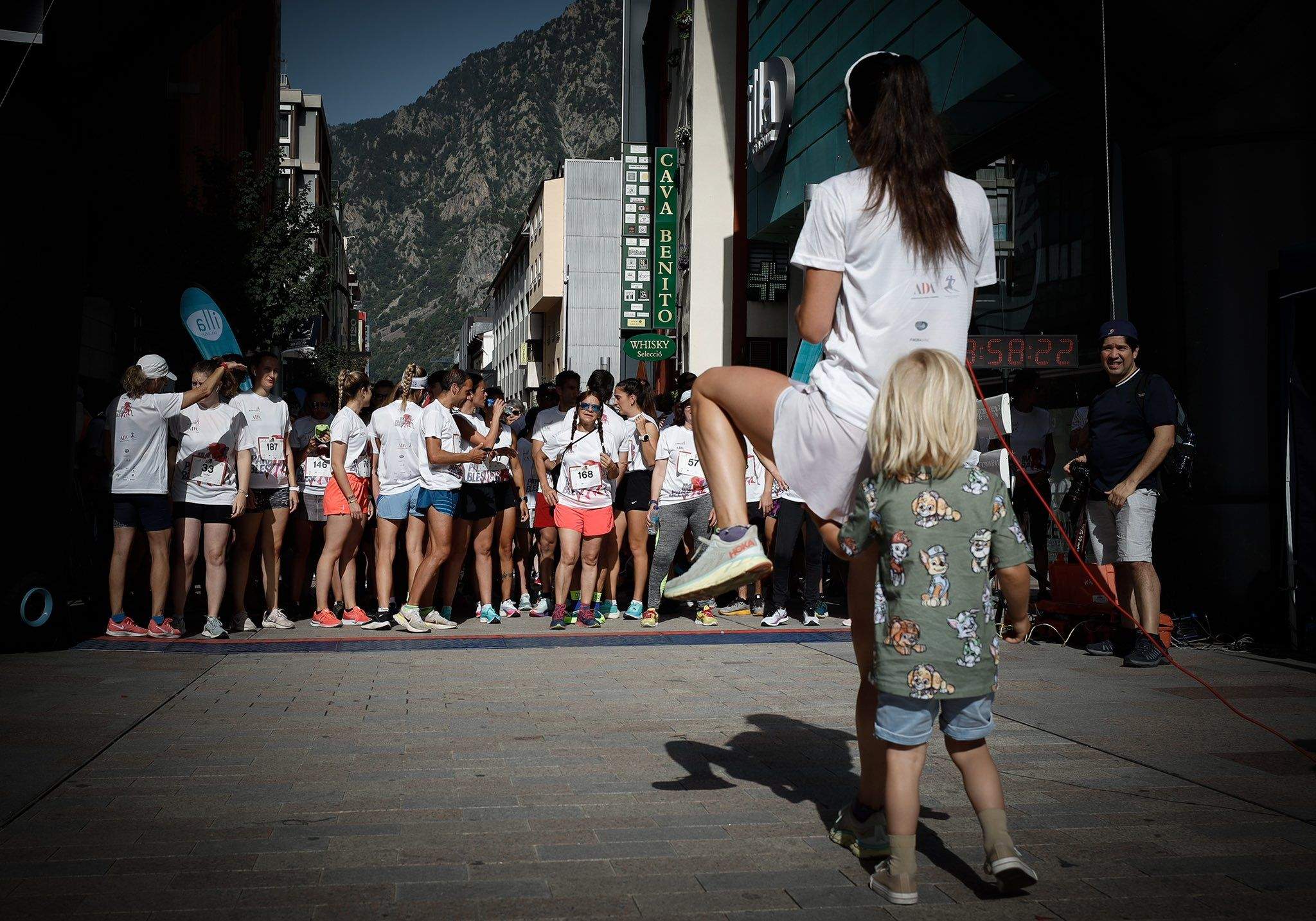 A punt de prendre la sortida d'una de les dues curses.