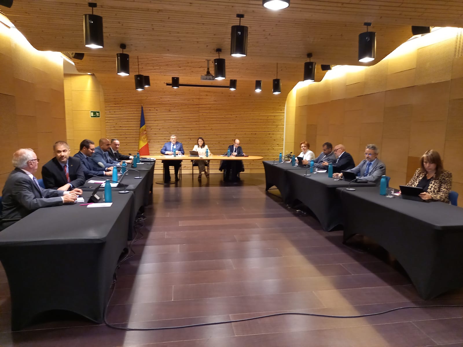 Un moment de la sessió de comú on s'han aprovat els nous preus del Maià.