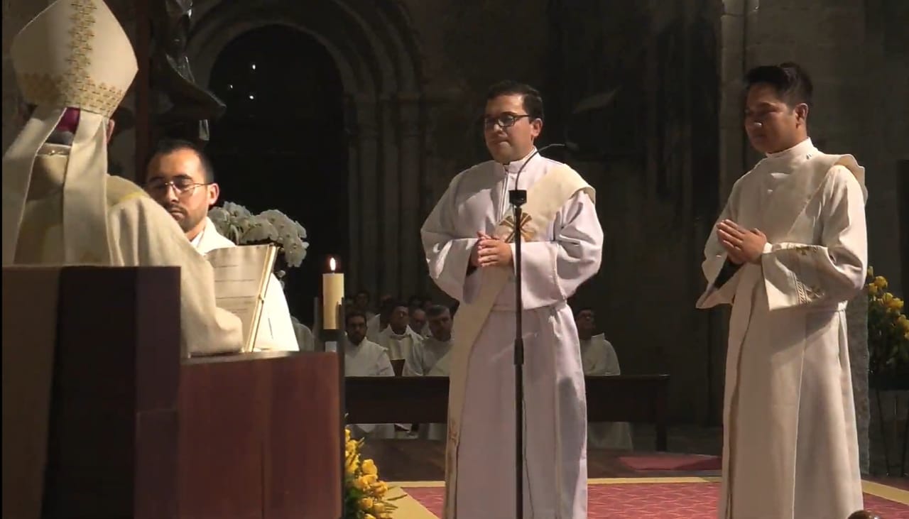 Un instant de la cerimònia. Un instant de la cerimònia.