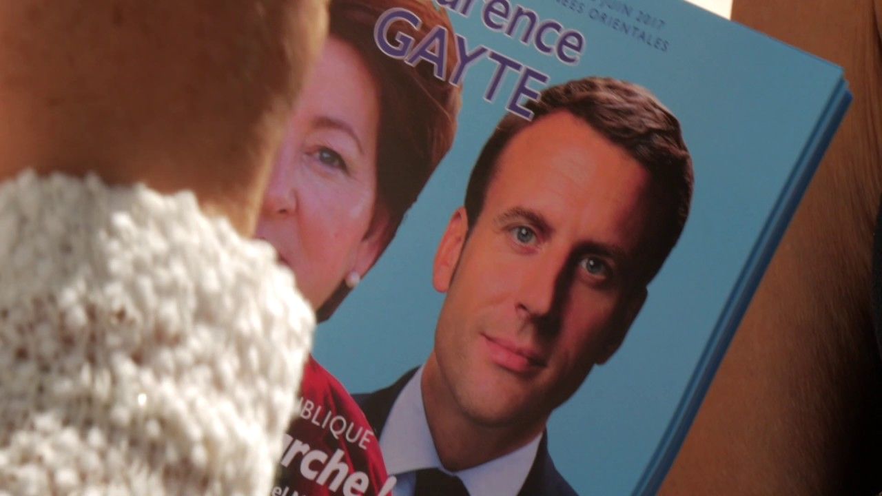 Un cartell electoral d'En marxa amb Emmanuel Macron i Laurence Gayte. Un cartell electoral d'En marxa amb Emmanuel Macron i Laurence Gayte.
