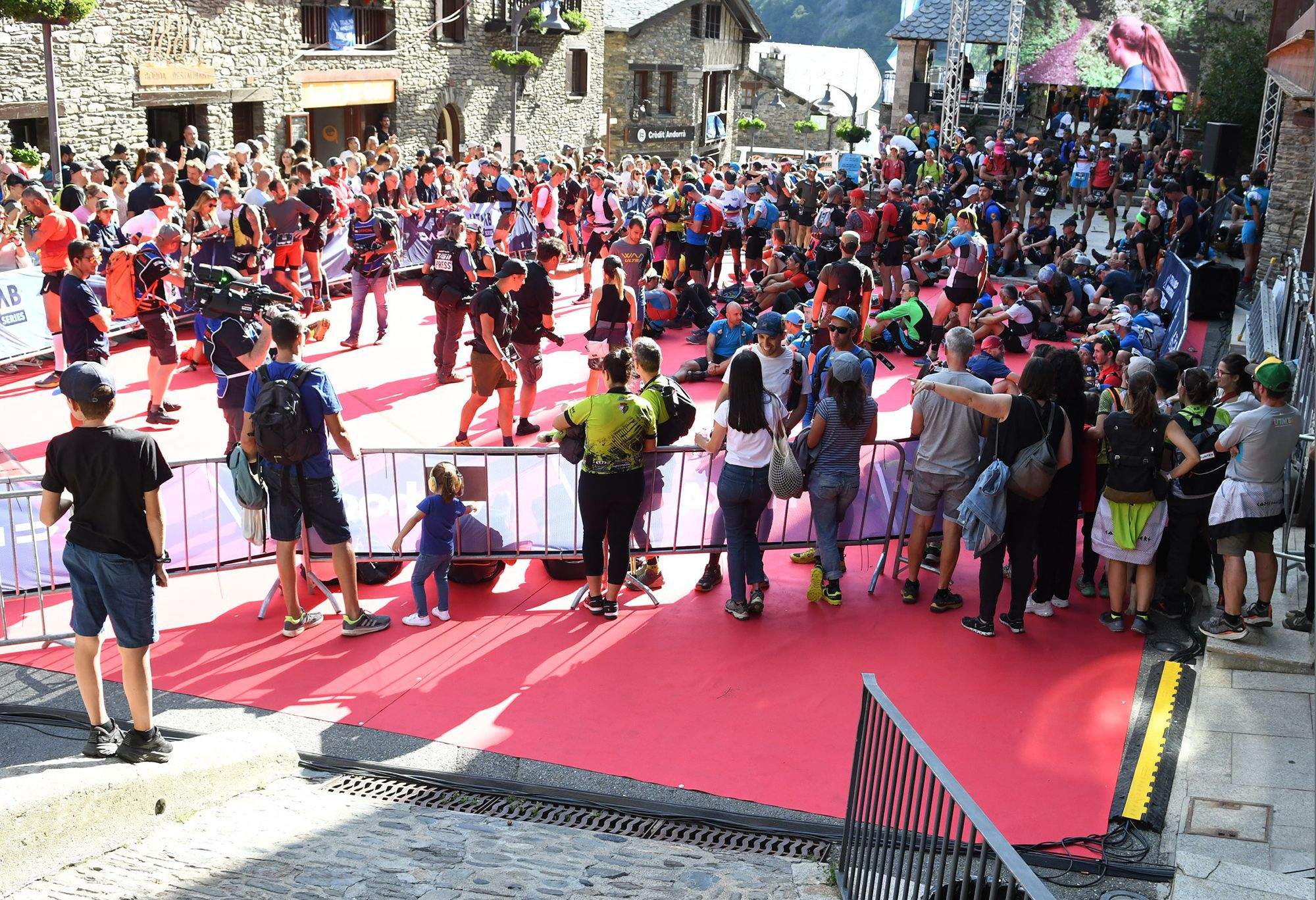 Participants i públic al Multiesport Festival.