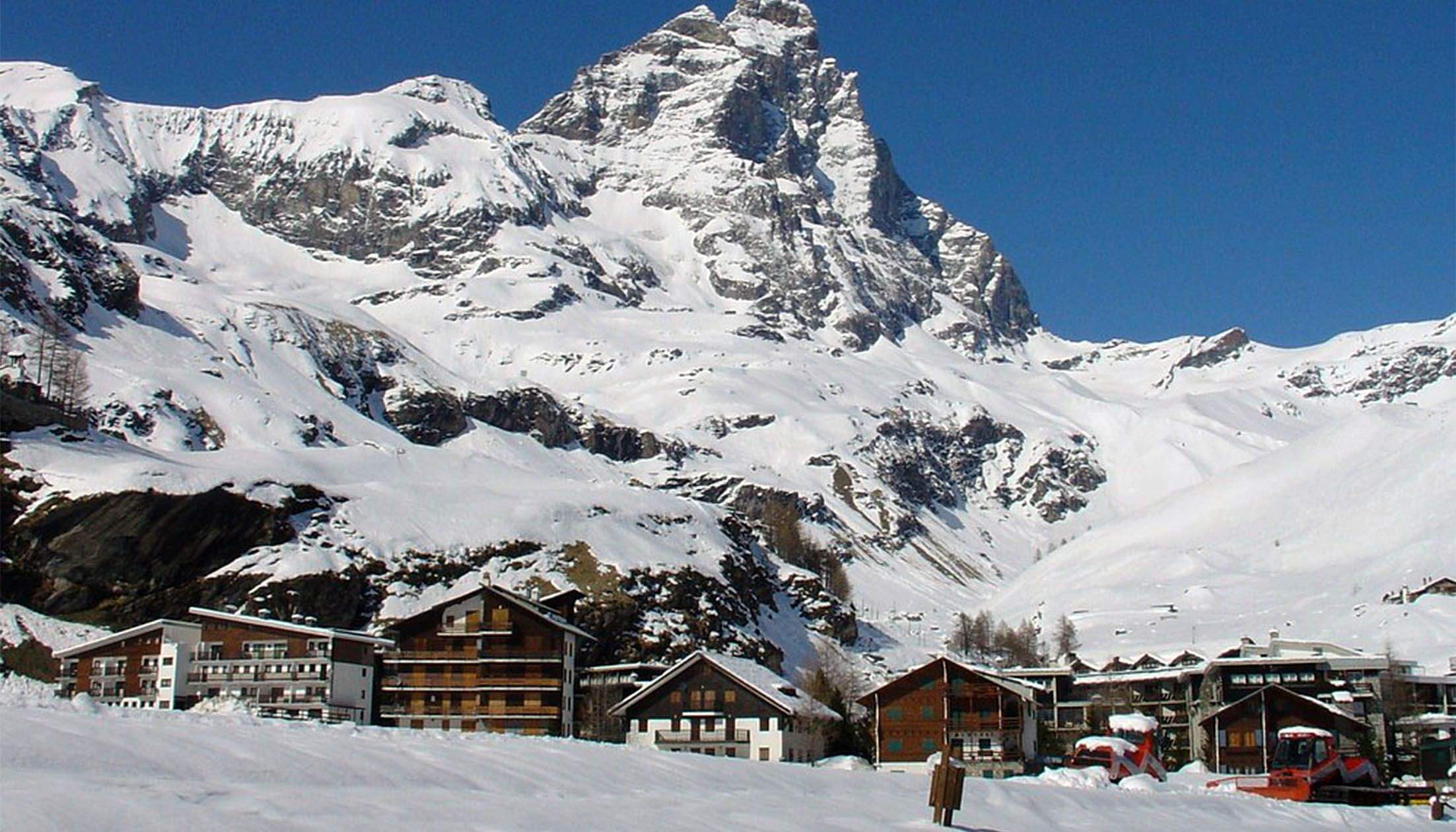 Una imatge de la vila de Cervinia, on pretenen iniciar una nova aventura alguns dels temporers que habitualment fan estada a Andorra.