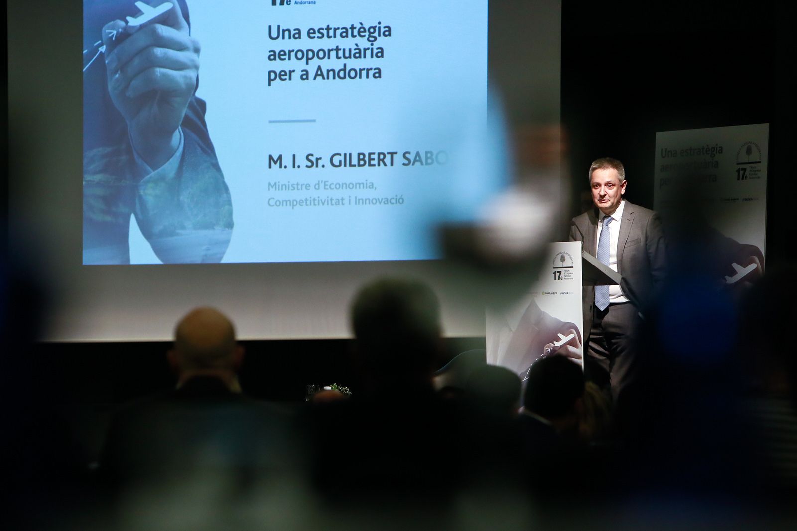 Intervenció del ministre d'Economia, Gilbert Saboya, durant els discursos inaugurals de la jornada de l'EFA.