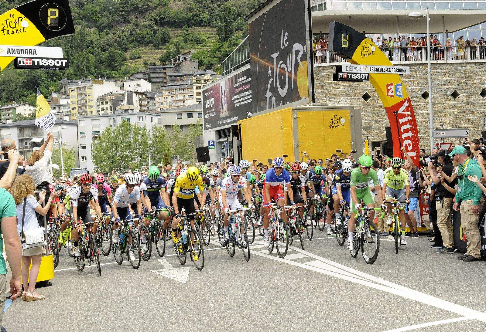 Sortida de la 10a etapa del Tour de França 2016 des d'Escaldes-Engordany.