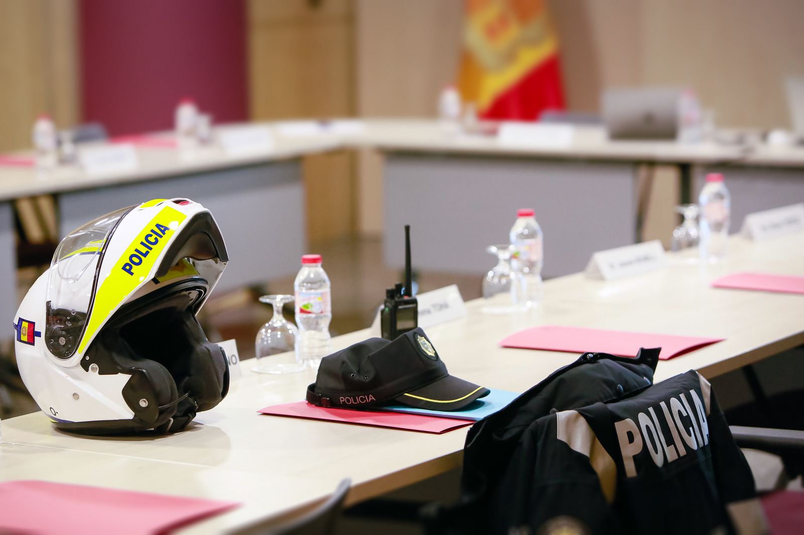 Un moment de la reunió de la comissió del programa d' educació viària