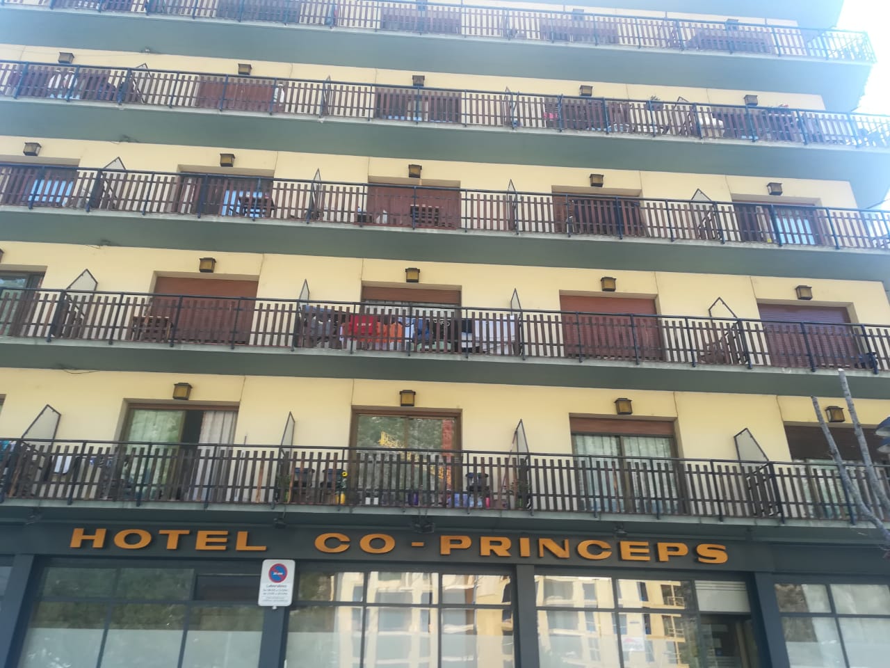 Una imatge de la façana de l'hotel.