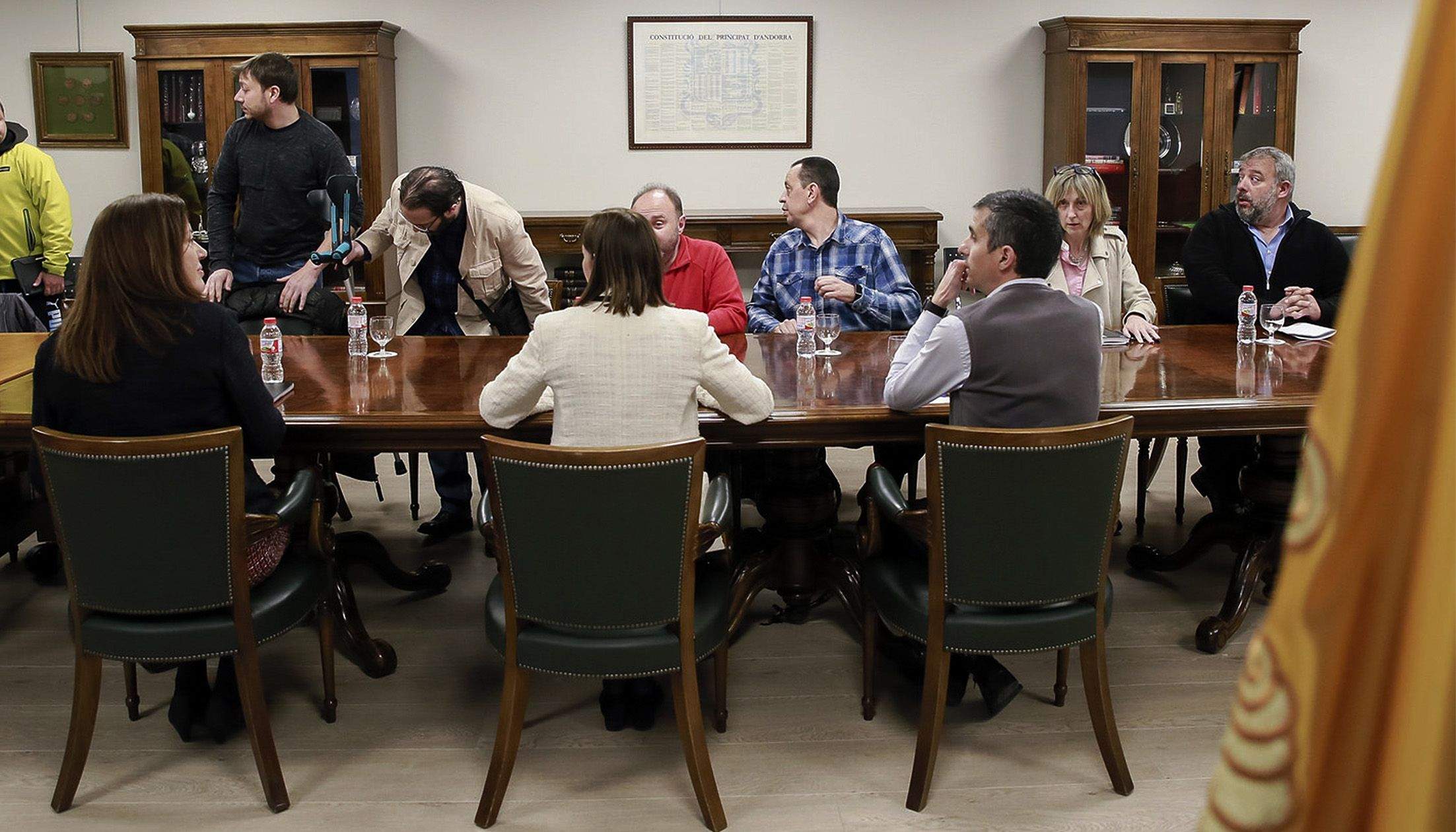 Una anterior reunió entre responsables del ministeri de Funció Pública i representants sindicals de l'administració.