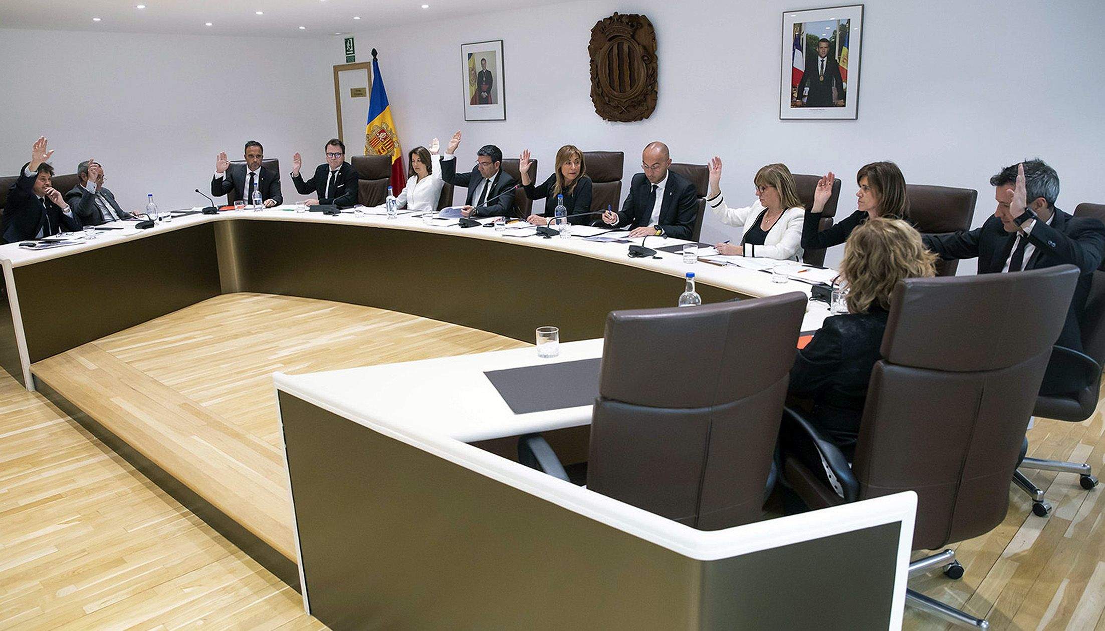 Una de les votacions durant la sessió d'aquest dijous.