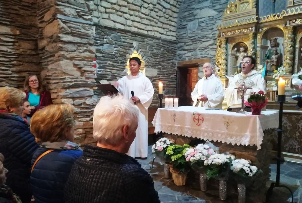 Missa de les deu del matí a l'any 2019 a Canòlich.