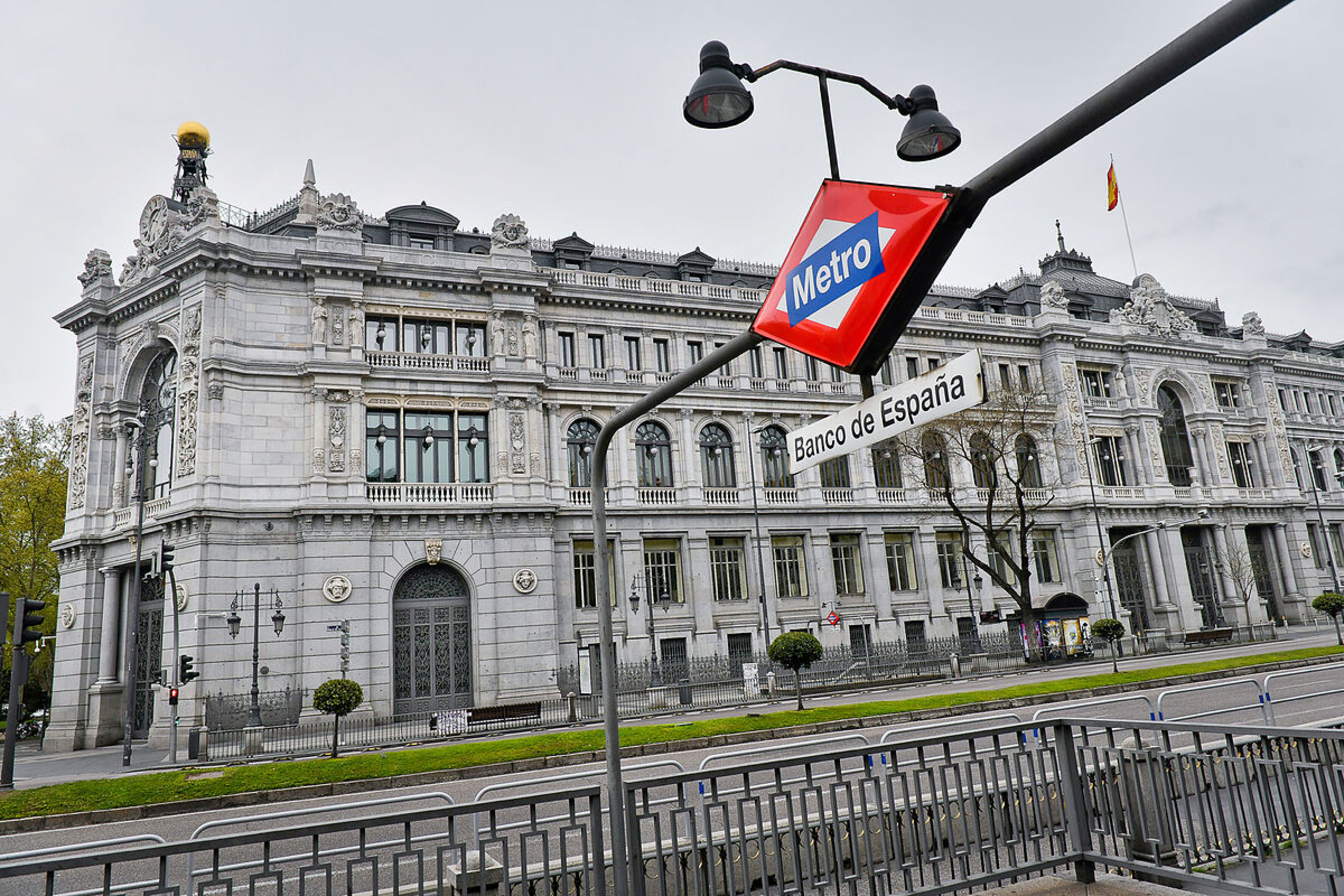 La parada de metro que queda just davant el Banc d'Espanya, a Madrid.