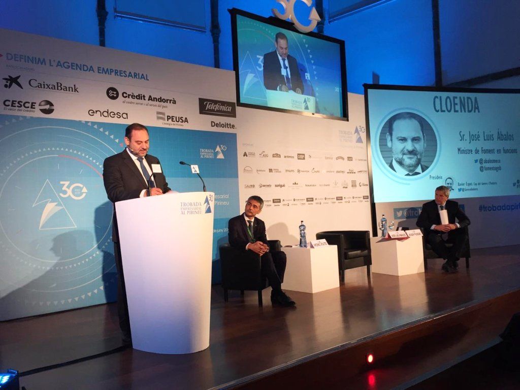 El ministre de Foment espanyol en funcions José Luis Ábalos aquest divendres a la Trobada Empresarial al Pirineu