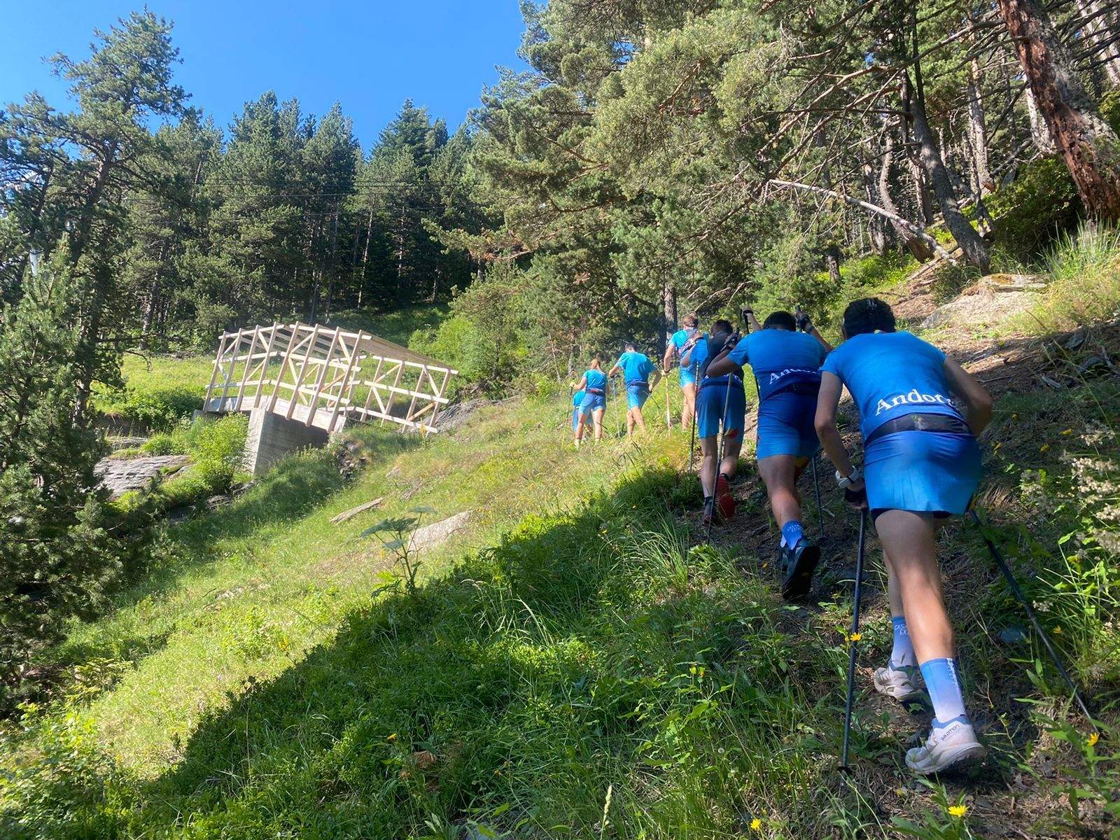 Alguns dels convocats fent el reconeixement del recorregut de la Vertical Race.