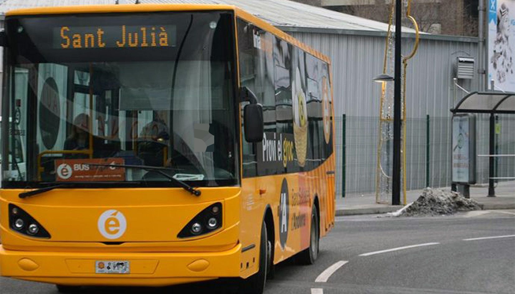 Un bus exprés que res té a veure amb l'incident d'aquest dijous a la tarda.
