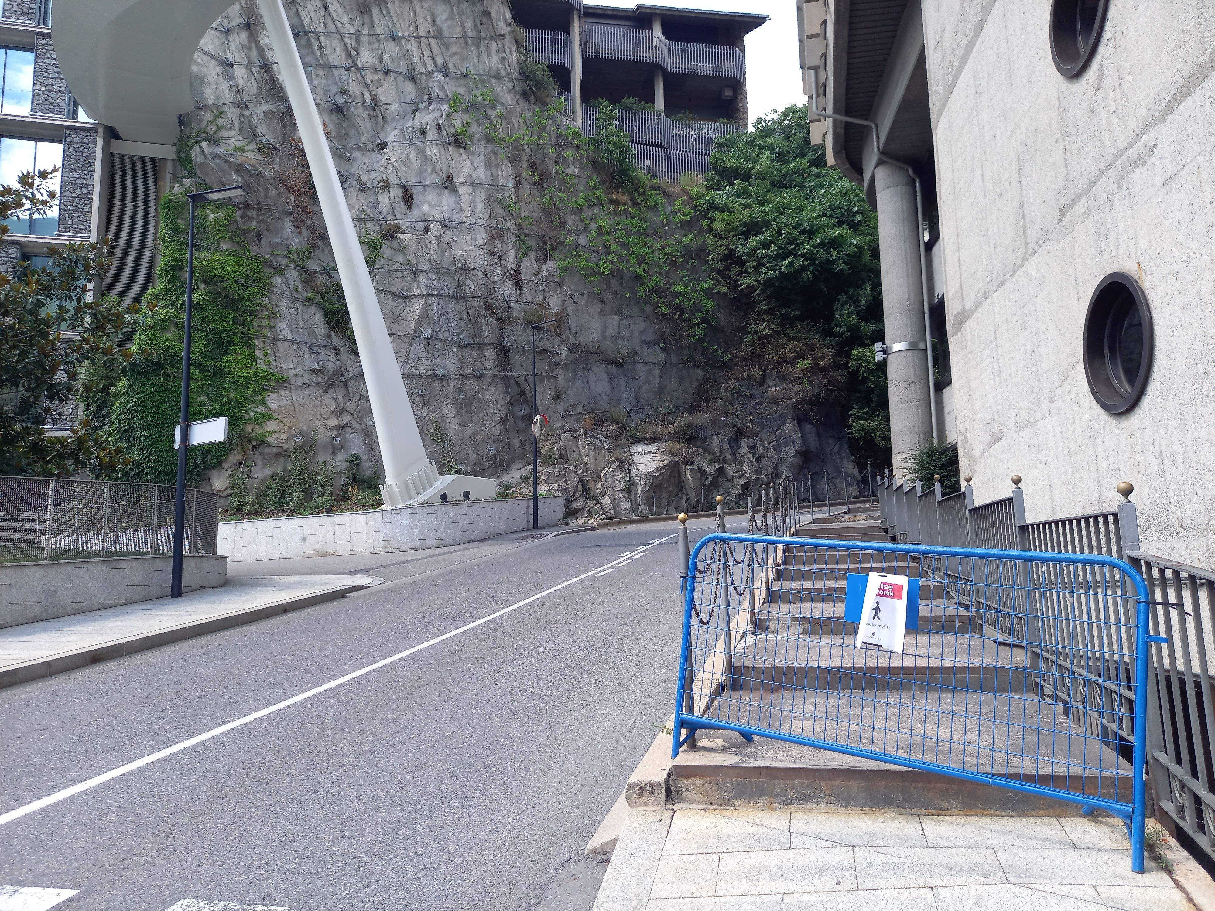 El viaducte ja està tancat ara a l'accés per vianants.
