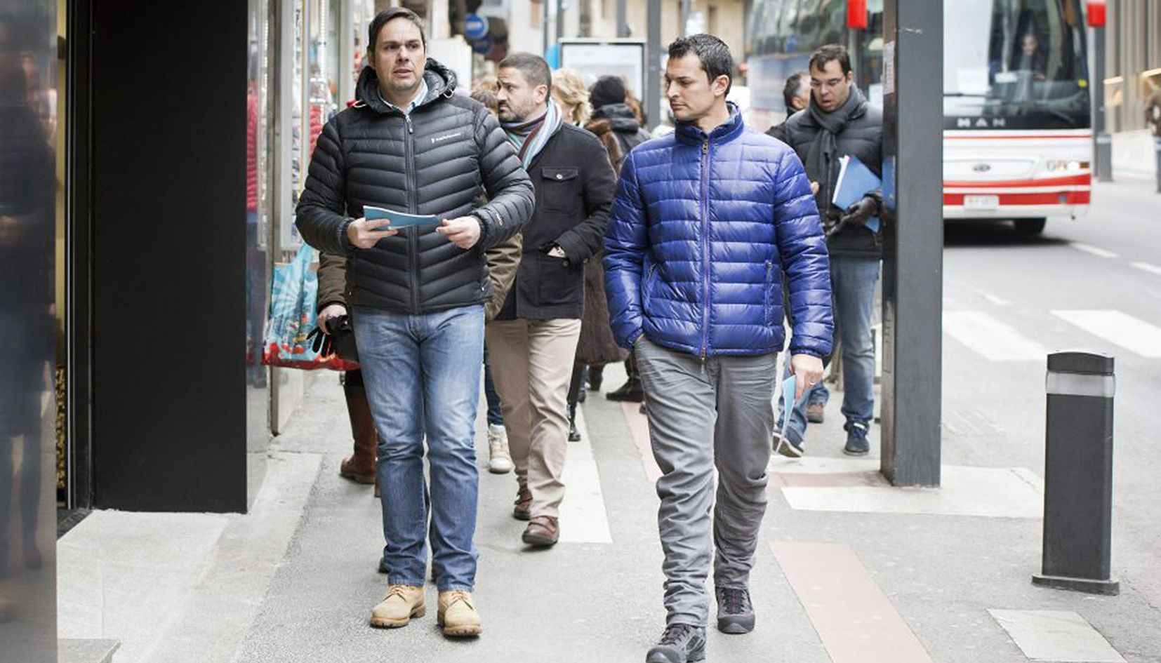 Salustià Chato i Jordi Gallardo fent campanya electoral.