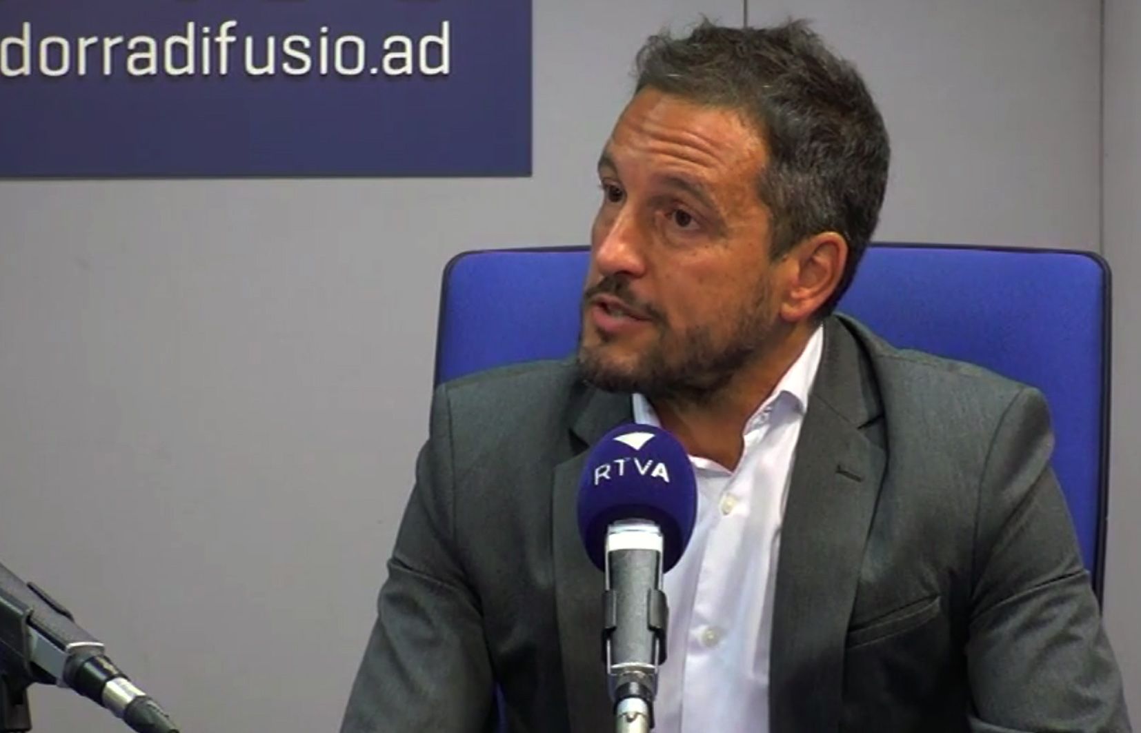 Pere López durant la seva intervenció al programa 'Ara i Aquí' de Ràdio Nacional.