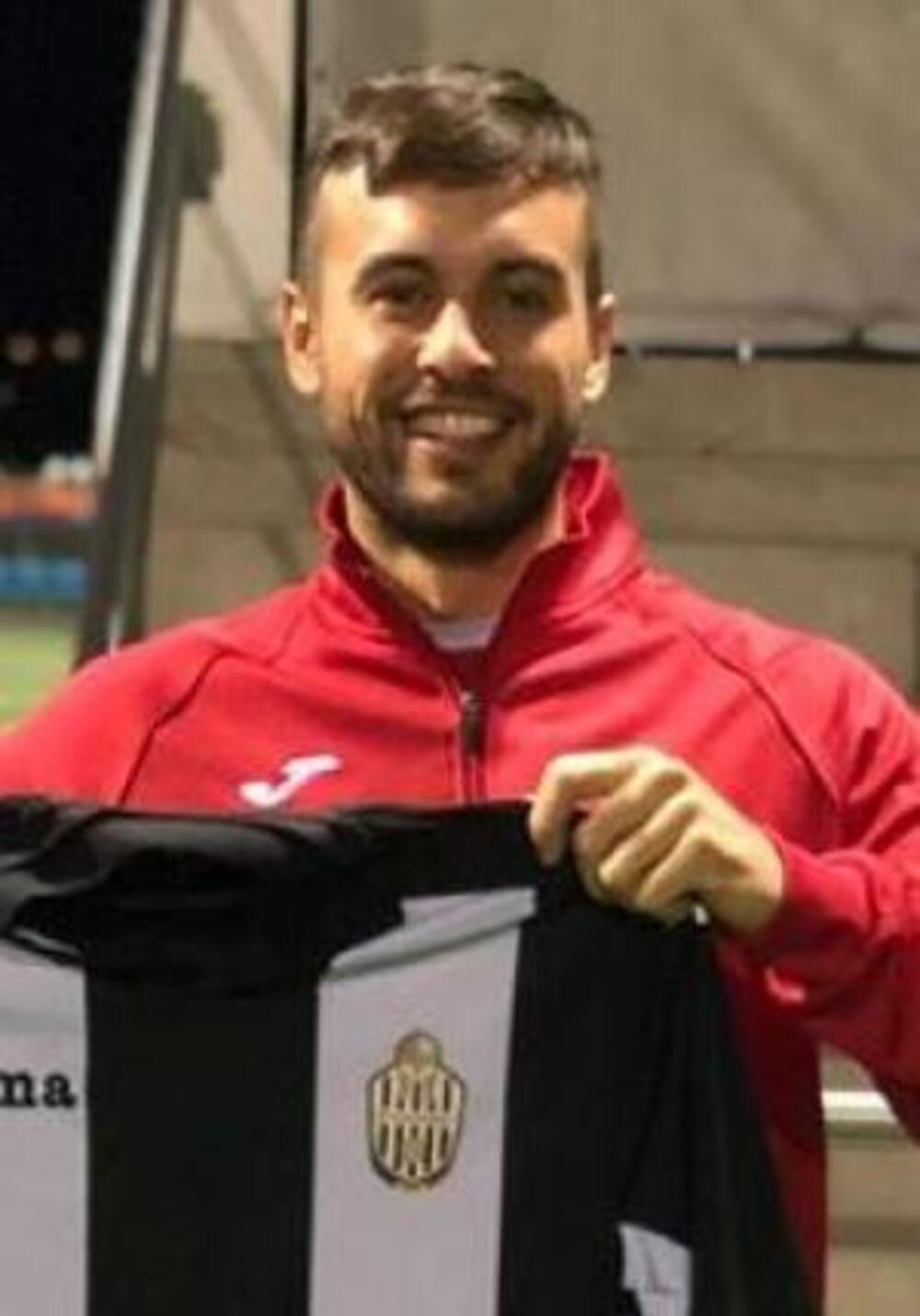 Víctor Rodríguez Soria amb la samarreta de la UE Engordany.