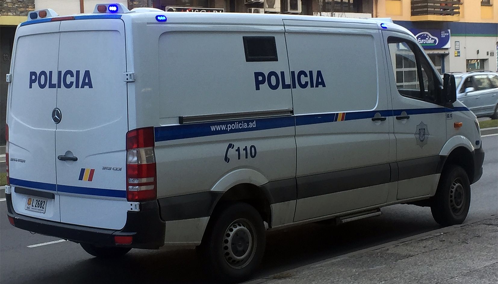 El furgó policial de trasllat de presos. El furgó policial de trasllat de presos.