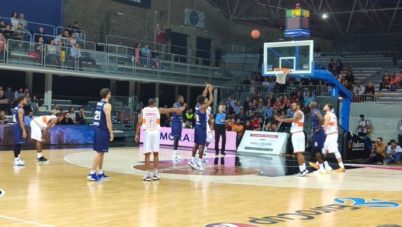 Un instant del partit.