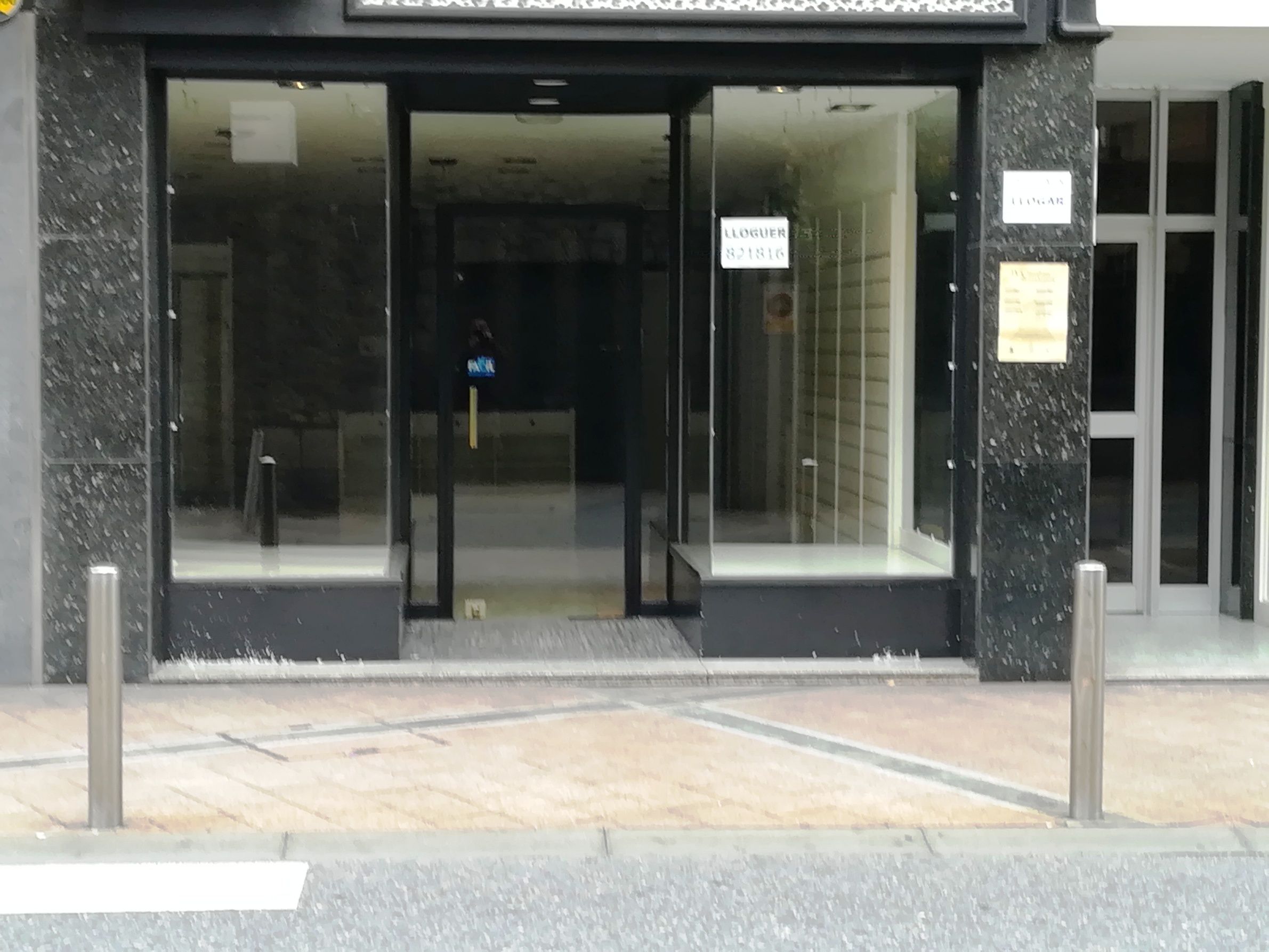 Un comerç de l'avinguda Príncep Benlloch que ha tancat fa poc.