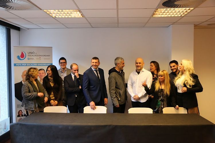 Els membres de la candidatura, durant la presentació.