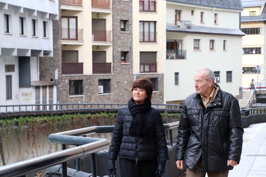 Gemma Bofarull i Miquel Aleix al passeig del Riu.