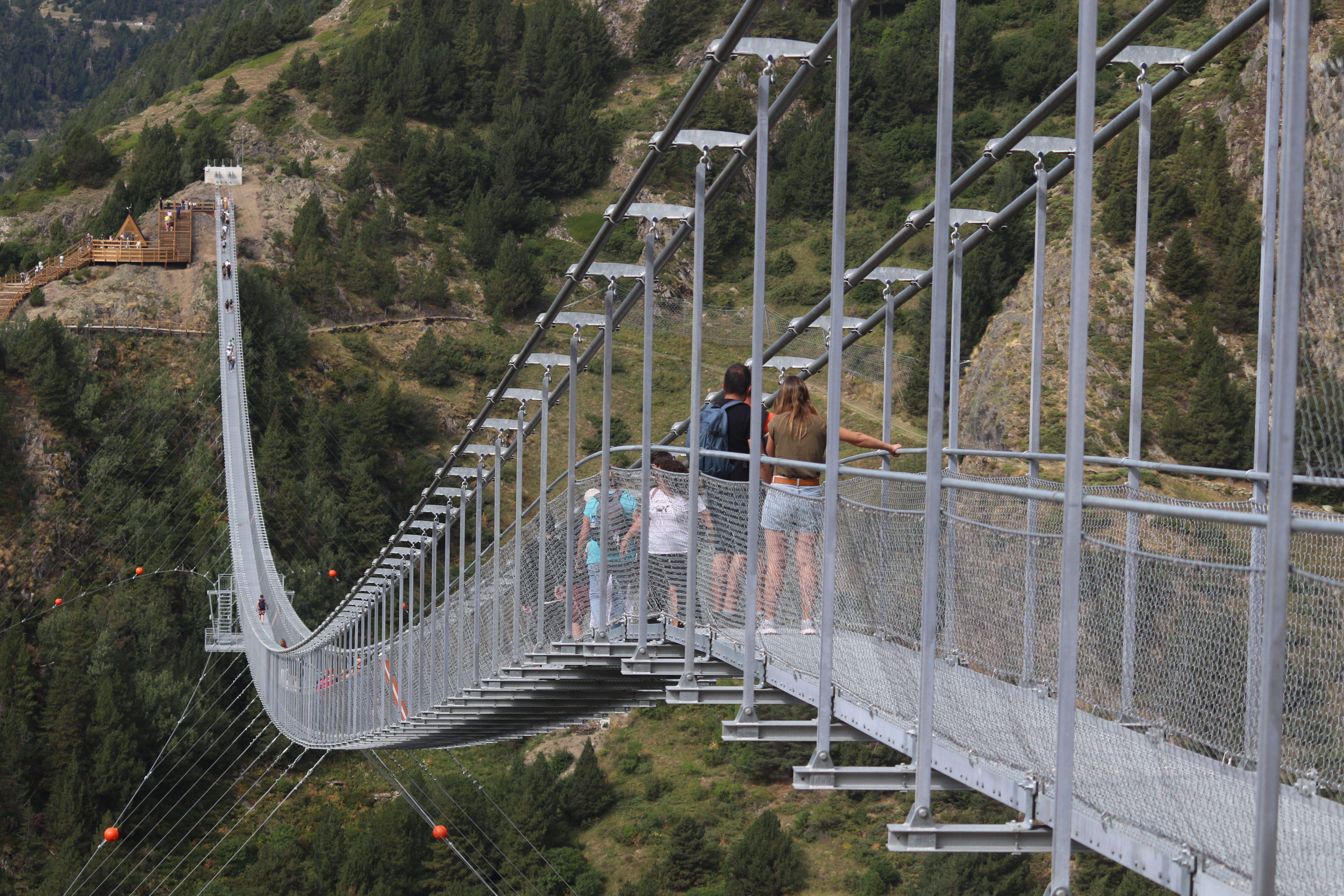 Una imatge del pont tibetà.