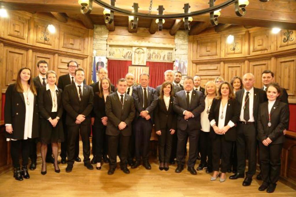 Els membres de l'actual i del proper comú de Sant Julià de Lòria.