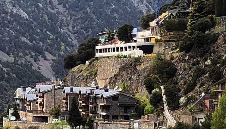 La propietat de la família Espot on s'estan fent les obres.