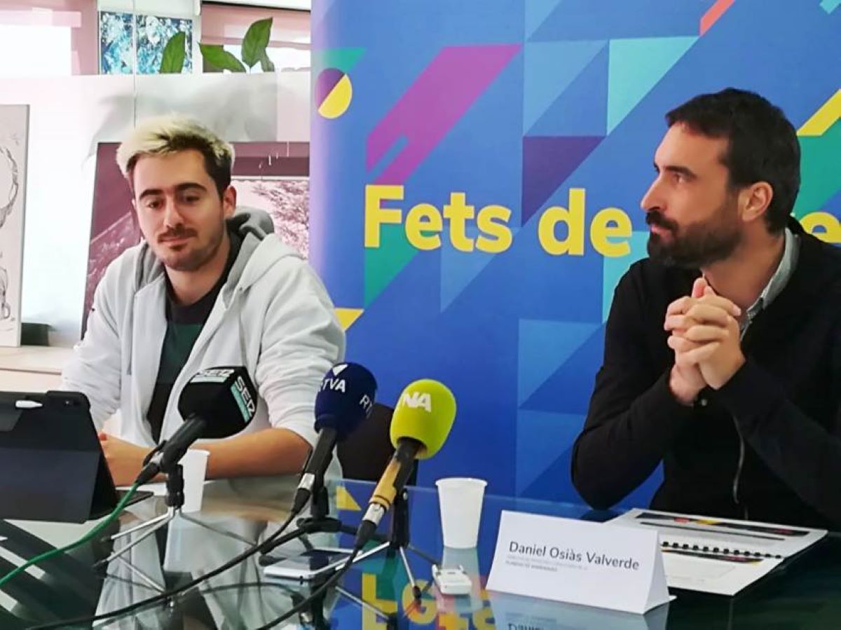 Joan Toribio (esquerra) en una roda de premsa.