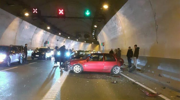 Un dels accidents al túnel de la Tàpia d'aquest mes de gener.