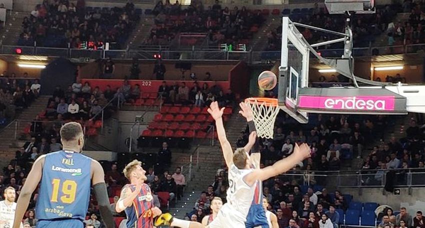 Un instant del partit.