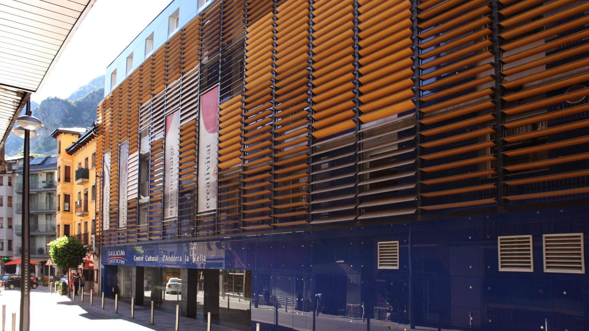 La Llacuna acull la seu de l'Institut de Música.