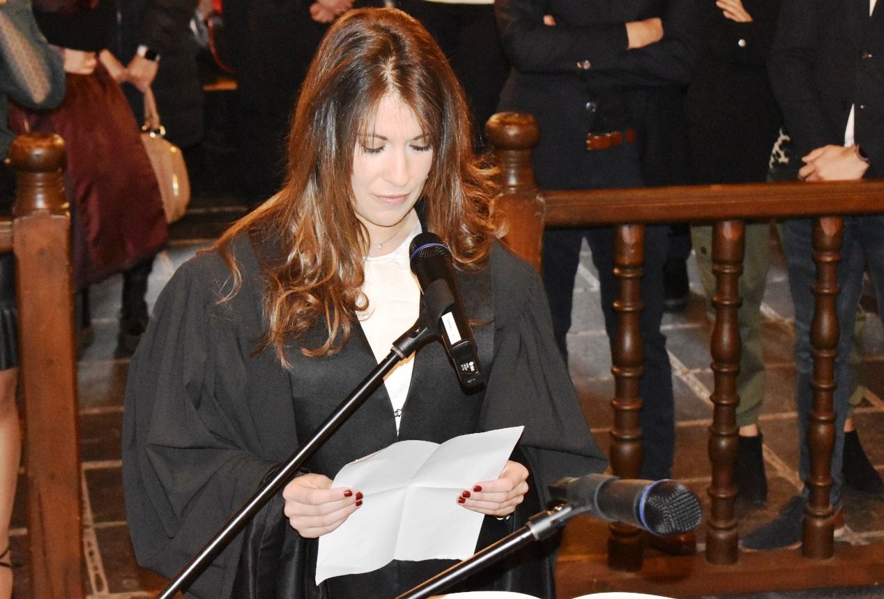La fiscal adjunta, Elisabet Puente durant l'acte de jurament.
