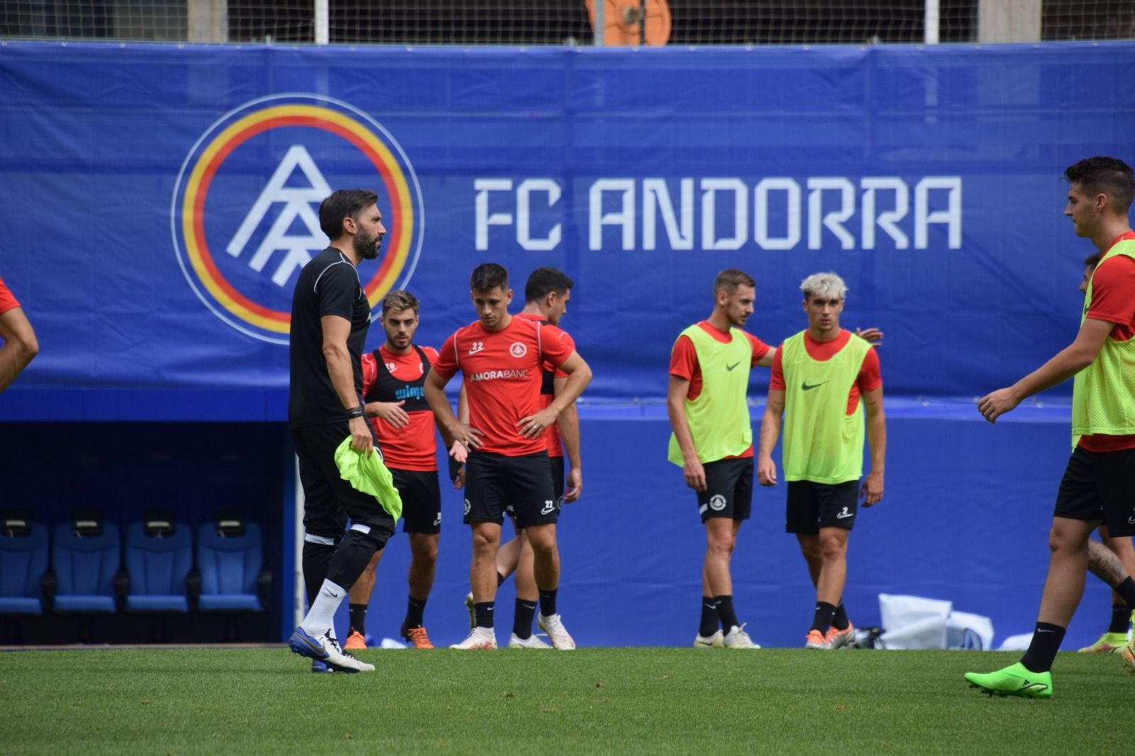 Un instant de l'entrenament d'aquest dissabte, el darrer abans del partit.