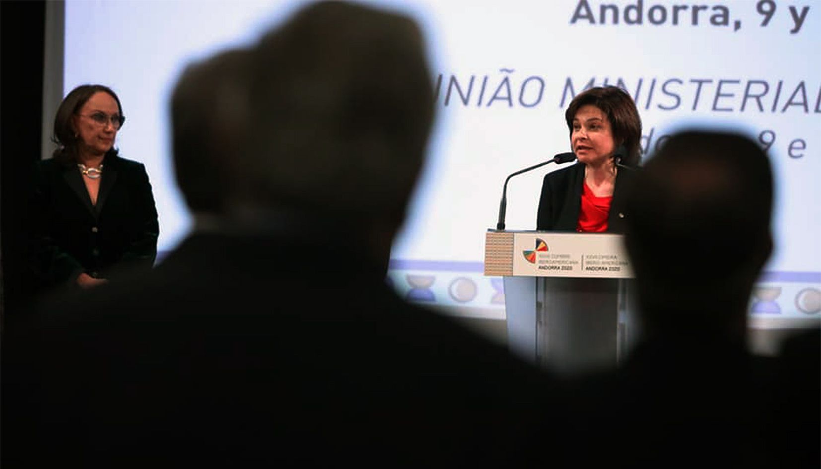 Rebeca Grynspan i Verònica Canals durant la recepció dels representants iberoamericans de Turisme.