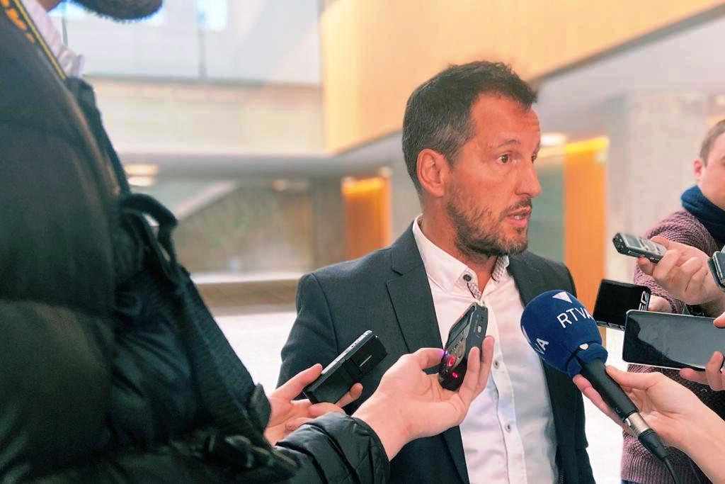 El president del grup parlamentari socialdemòcrata, Pere López.