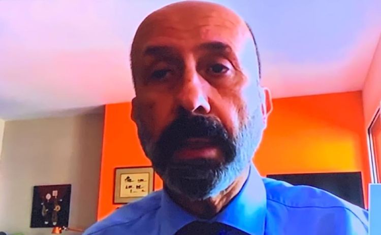 Benazet ha fet la roda de premsa per Skype.