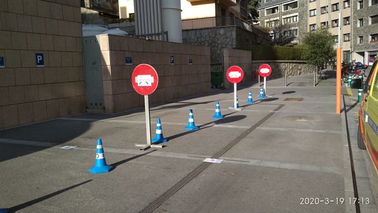 El circuit a l'exterior de l'hospital.