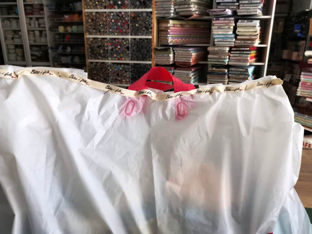 Mascaretes preparades per ser entregades.