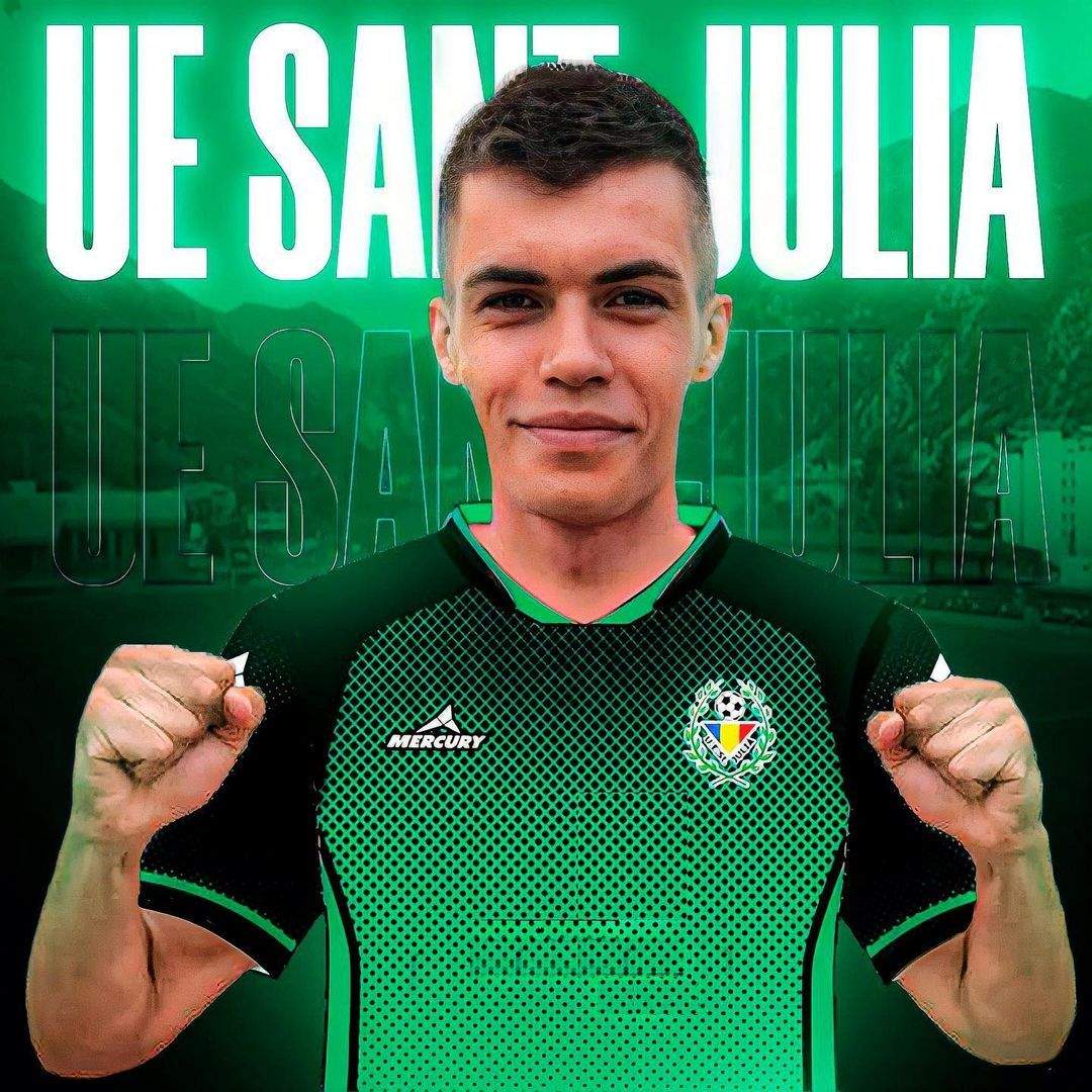 El jugador Jorge Santos a la seva arribada al Sant Julià.