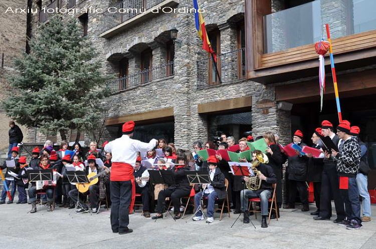 Una cantada de caramelles a Ordino.