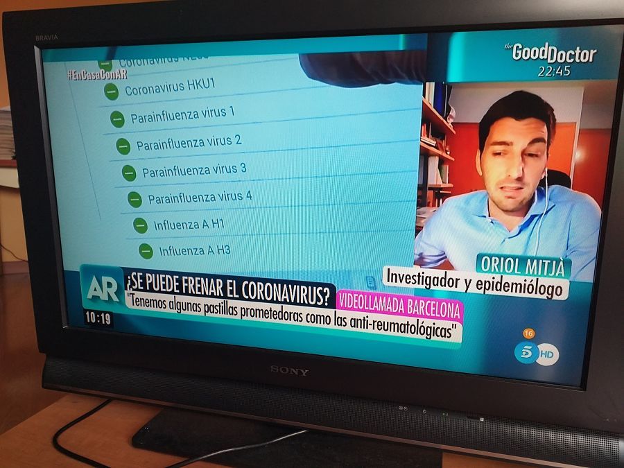 Oriol Mitjà ha atès les preguntes de Telecinco.