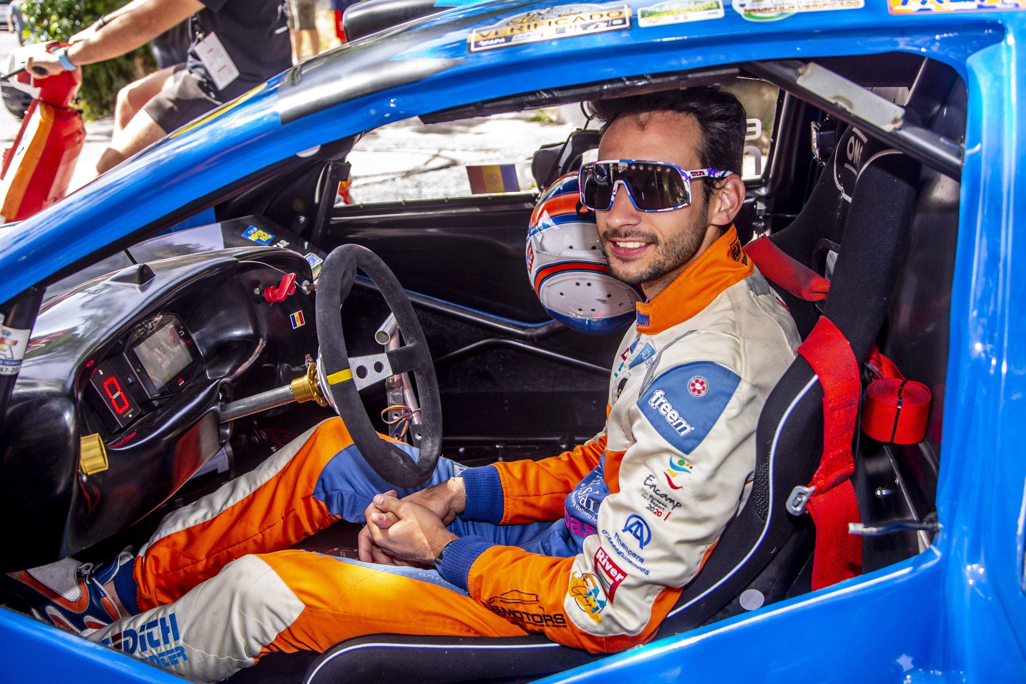 Edgar Montellà es retira momentàniament.