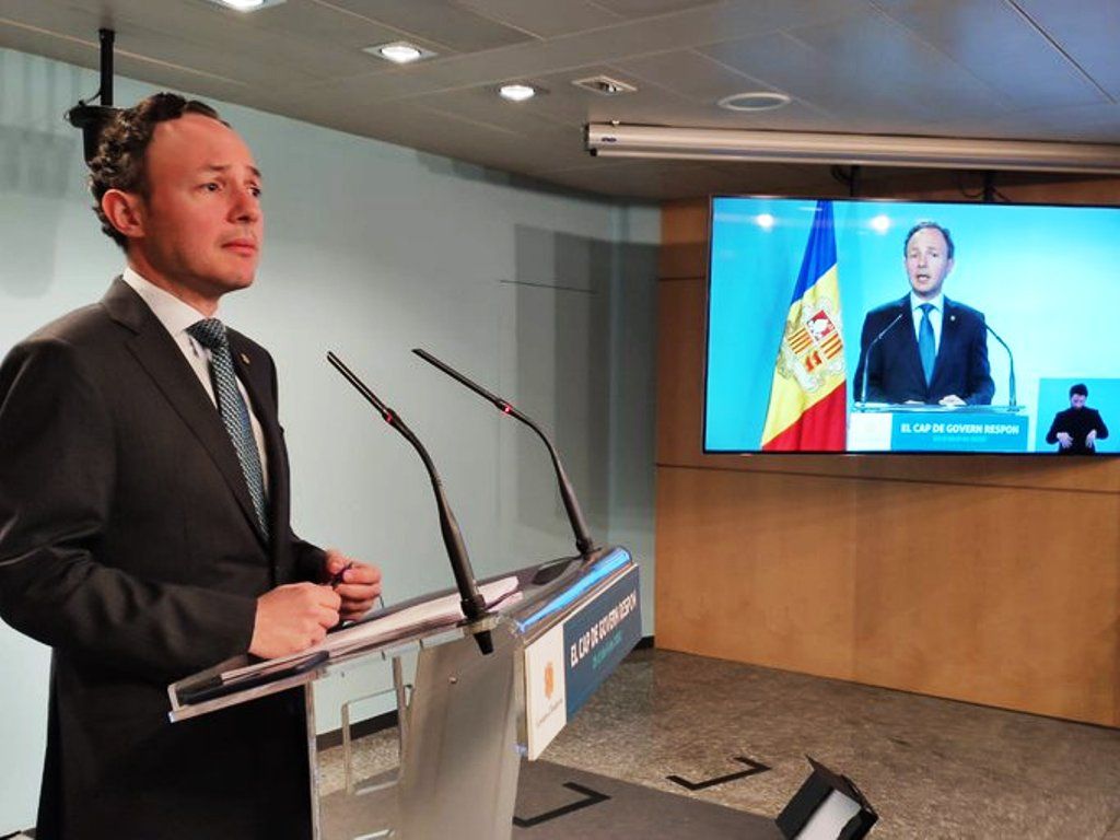 El cap de Govern durant la seva compareixença per respondre als ciutadans.